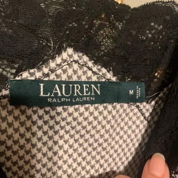 Ralph Lauren Women’s Checkered Slip size Medium - Picture 4 of 5